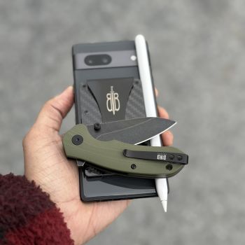 Button Lock Raven